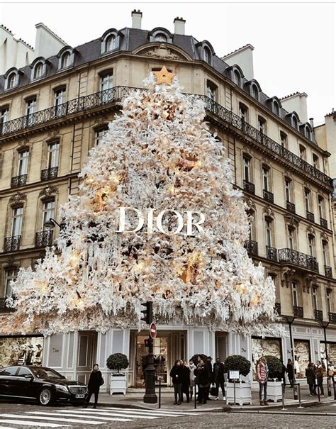 dior christmas tree.